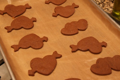 Let cool on sheets for about a minute to set.