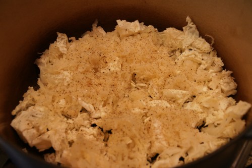 I like how this cabbage and sauerkraut layer will protect the rolls from scorching!