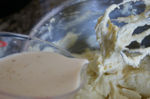 Start on low speed so the liquids don't splash everywhere!