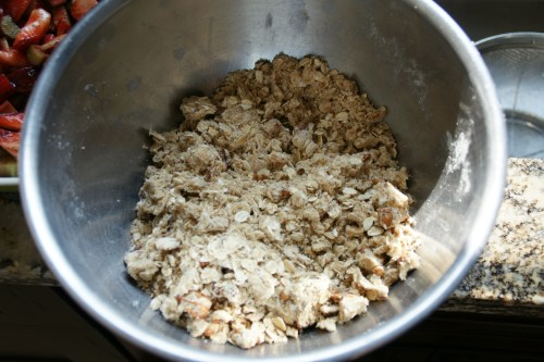 Love those chunks of crunchy topping...