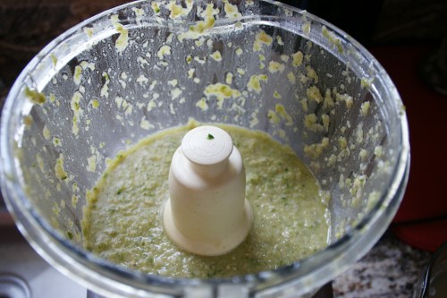 Yes, it splatters and drips everywhere!