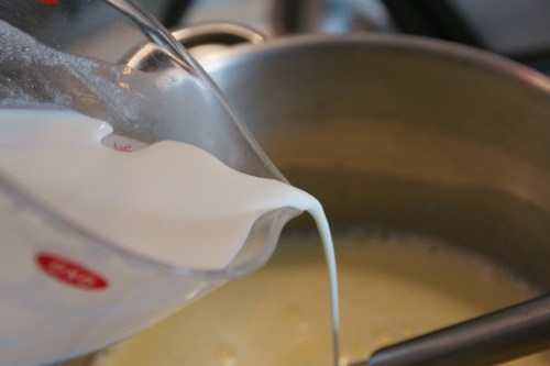 Cornstarch in liquid vs dry starch, prevents lumps in your pudding/filling